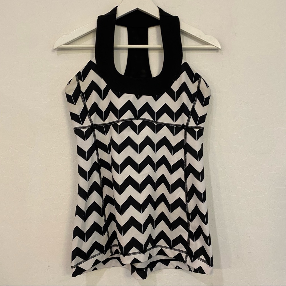 Lululemon Black and White Built in Bra Tank Size 8